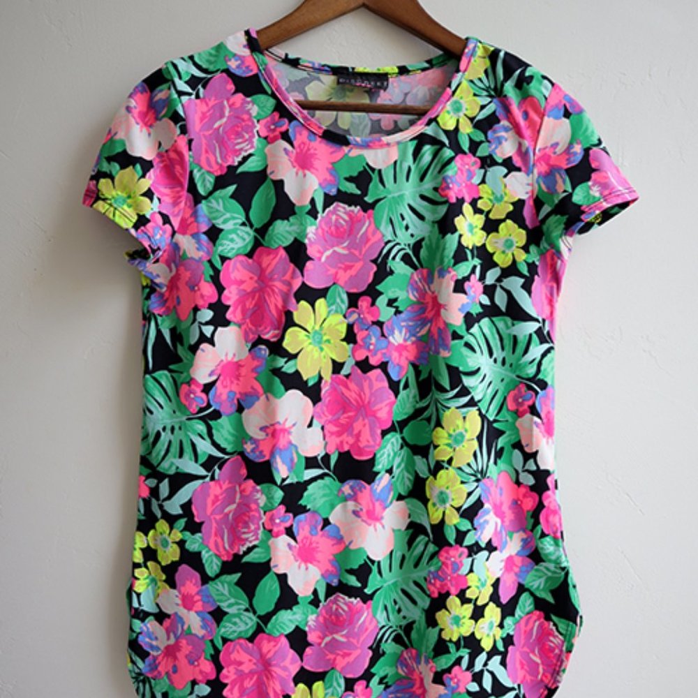 Discreet Floral Top Blouse